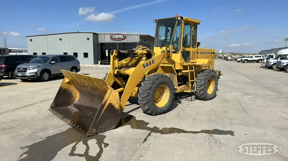 1989 John Deere 544E Wheel Loader