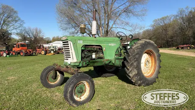 1958 Oliver 880