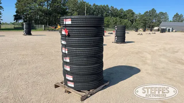 (8) Aosen ALS915 11R24.5 truck tires