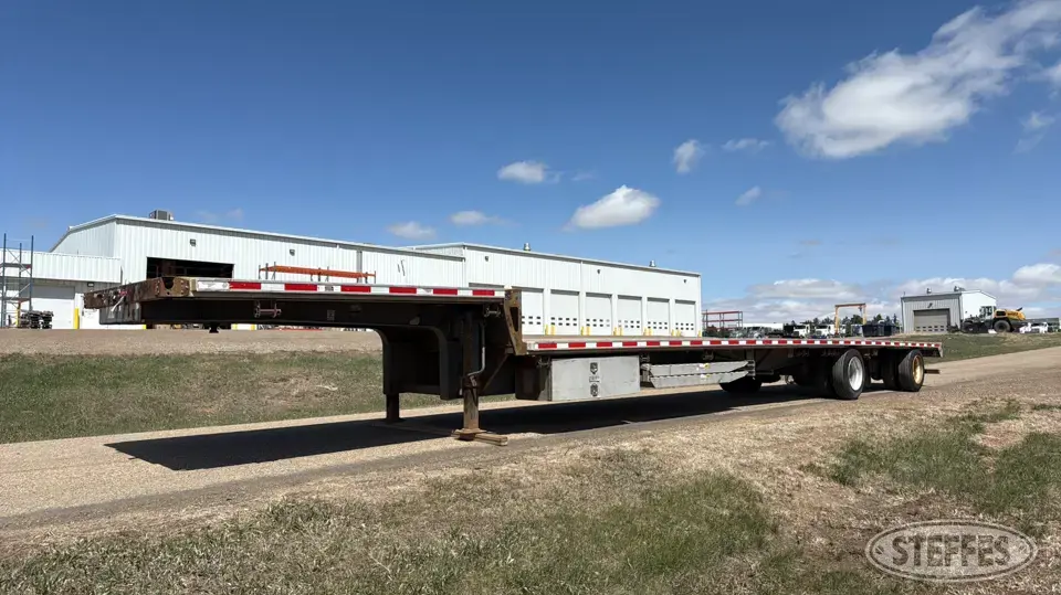 2014 Fontaine HCICD22RSA Step Deck Trailer