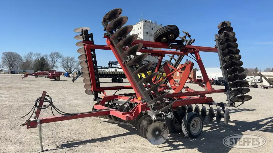 International 496 Disc