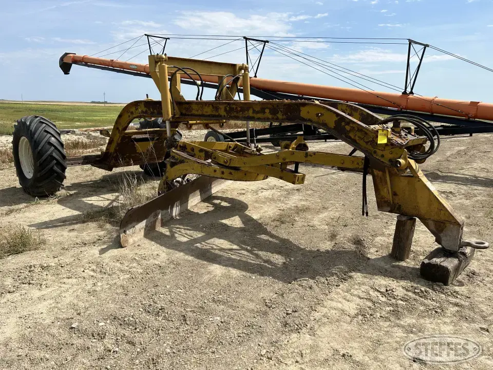 Cat 2A585 Straight Blade