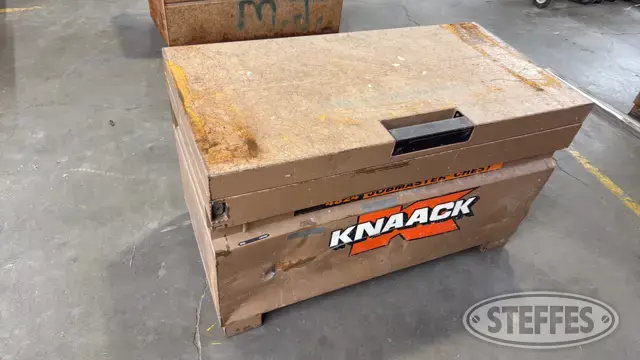 Knaack