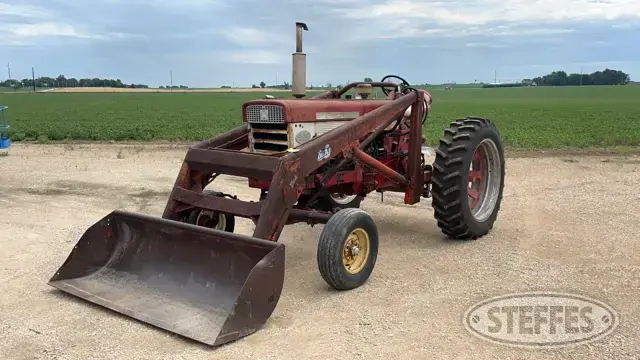 1957 Farmall 560