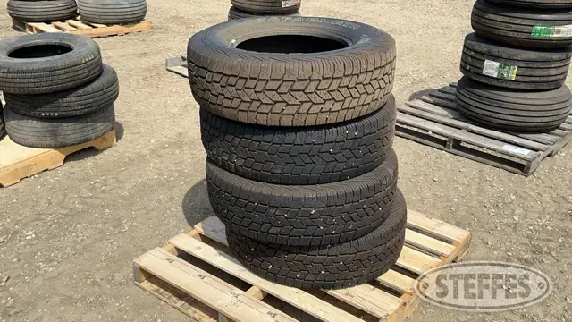 (4) Kelly Safari ATR LT275/70R18 tires