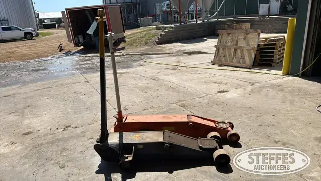 (2) 10 ton floor jacks