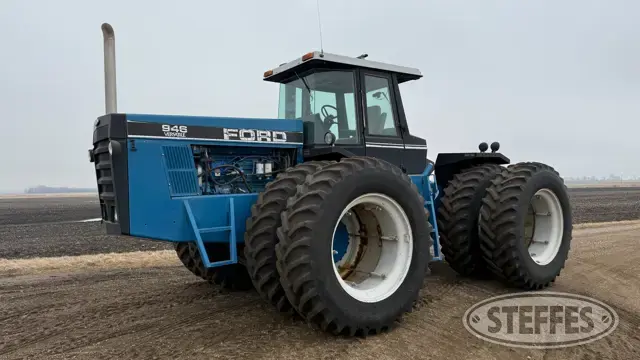 1990 Ford Versatile 946 Designation 6