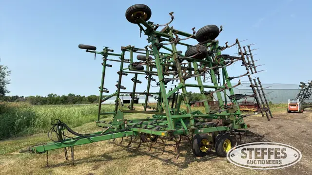 John Deere 980