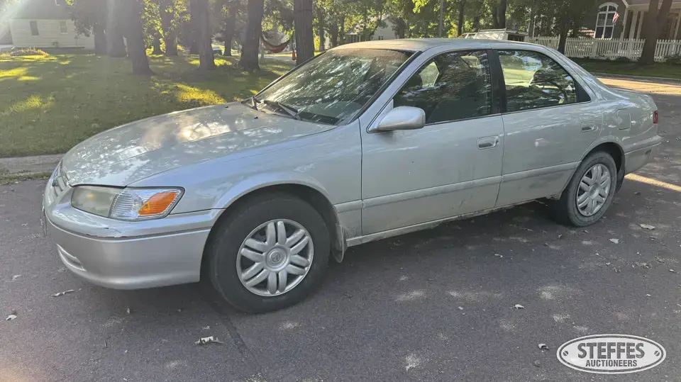 2001 Toyota Camry Car