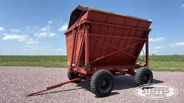 Richardton 700