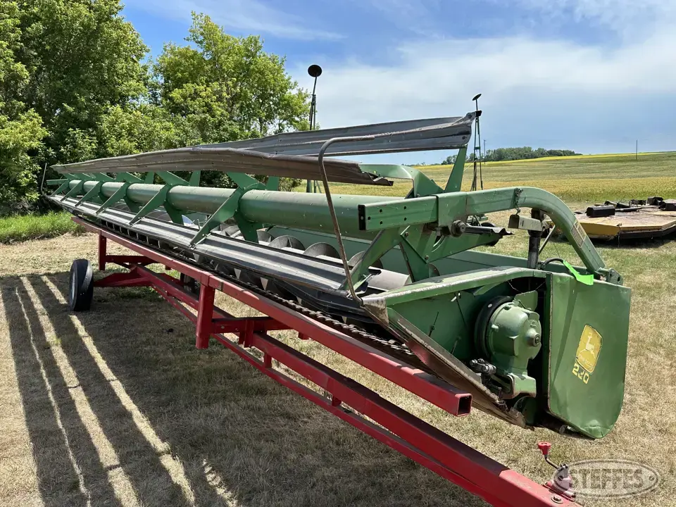 John Deere 230 Rigid Head
