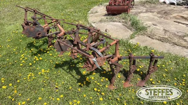 International front mount cultivator