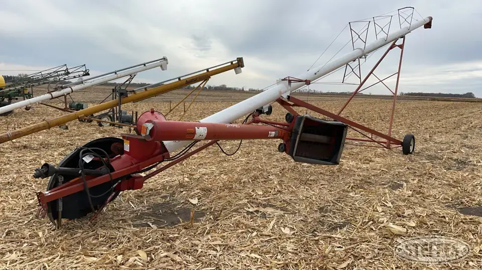 Feterl Swing Hopper Auger