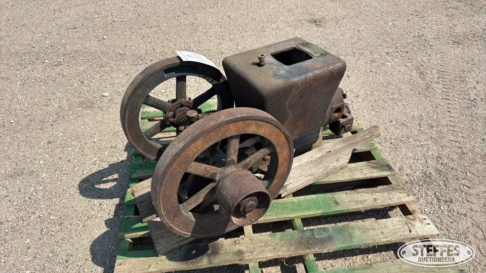 Stationary engine