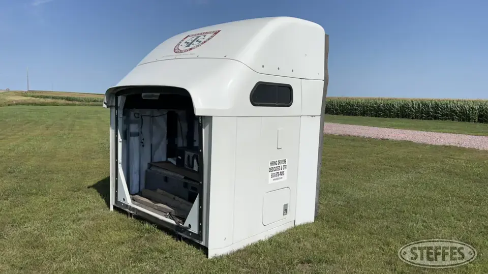 2017 Mack Pinnacle CXU613 Van Bodies and Truck Attachment