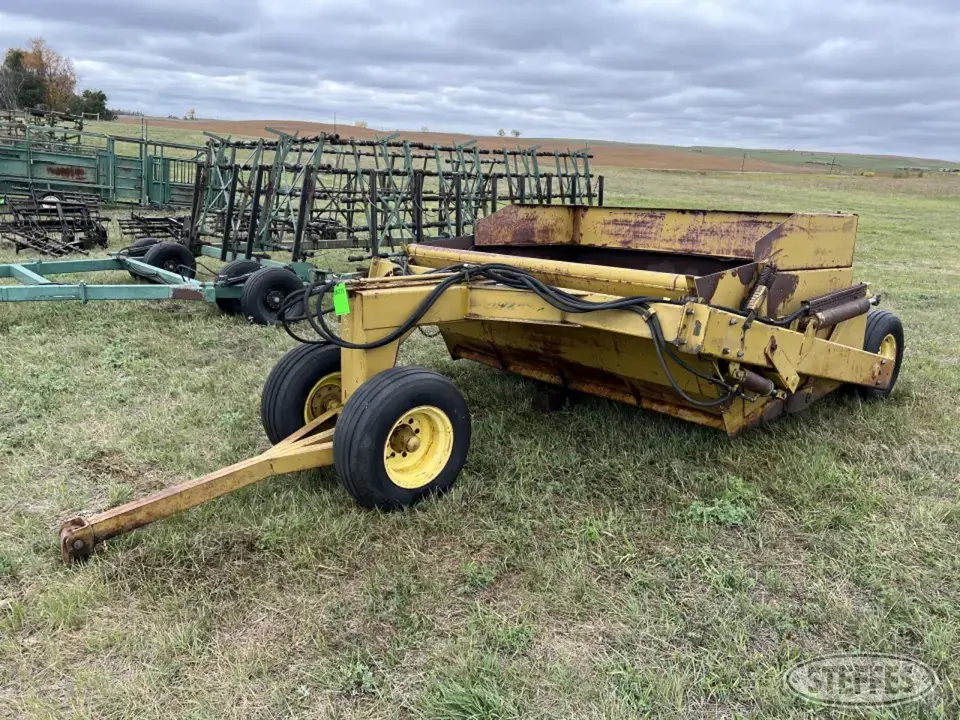 Eversman 900 Pull Scraper