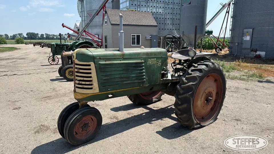 1950 Oliver Row Crop 66 Collectible Tractor