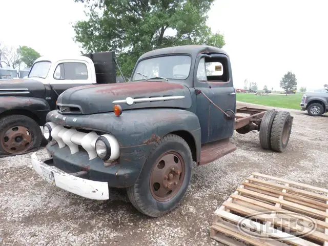 1951 Ford F6