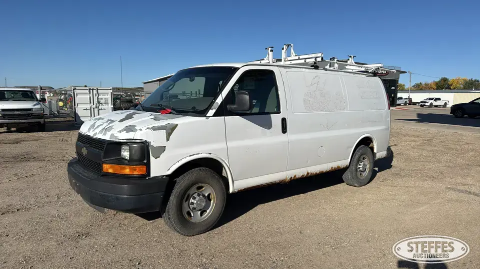 2012 Chevrolet 3500 Express Van