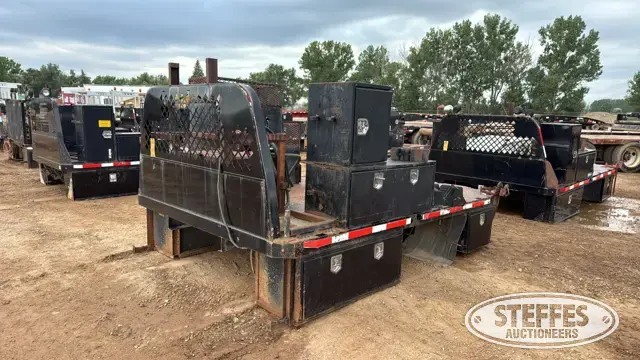 Knapheide flatbed