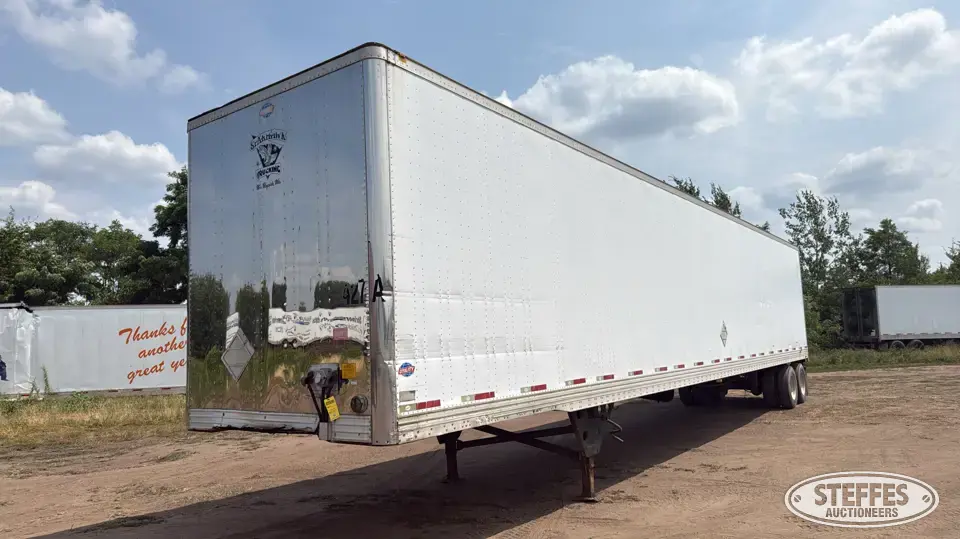 2008 Utility VS2DX Van Trailer