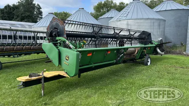 2002 John Deere 930F