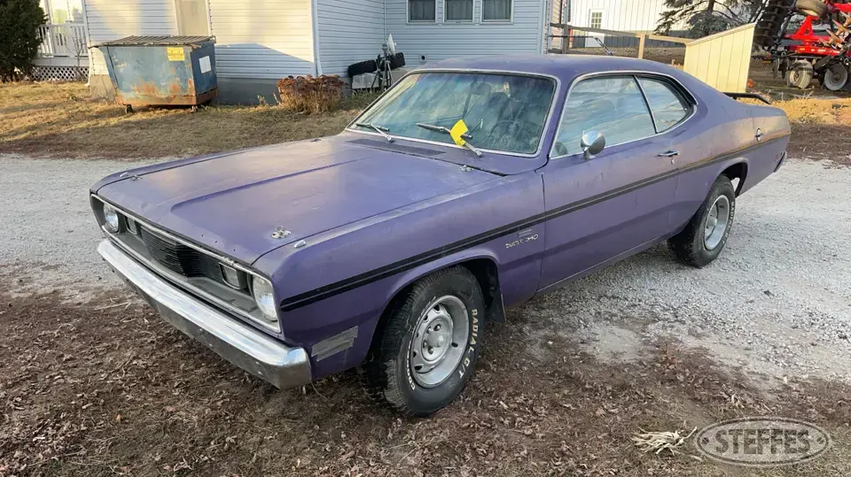 1970 Plymouth Duster Car
