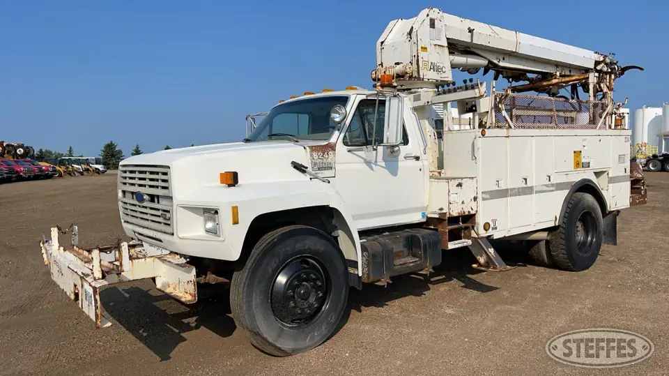 1991 Ford F800 Specialty Truck