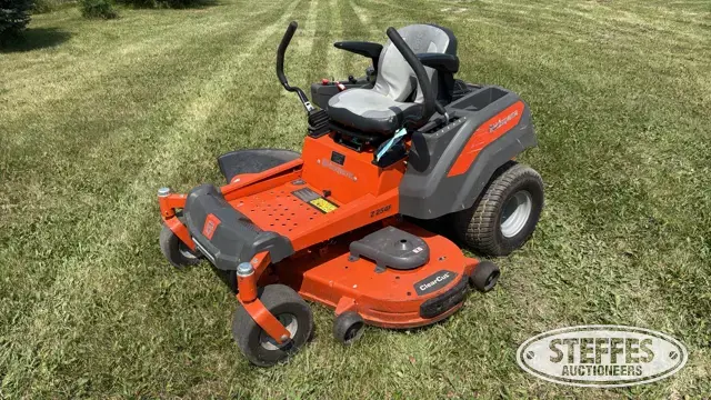 2022 Husqvarna Z254F