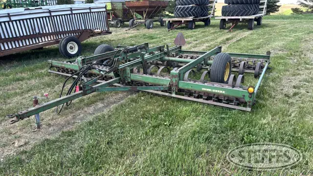 John Deere F950