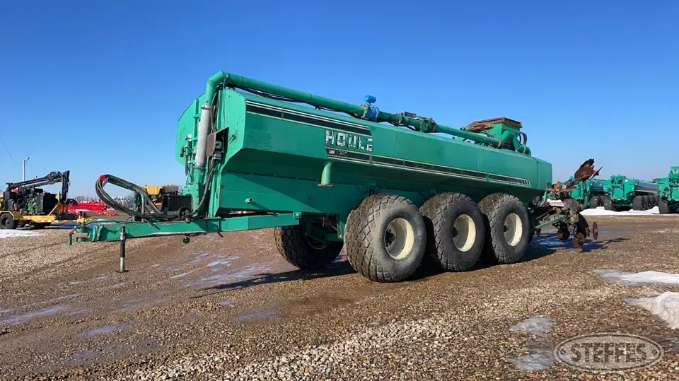 2000 Houle Manure Storage and Transportation Equipment