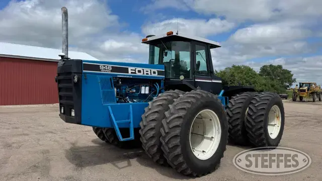 1990 Ford 946