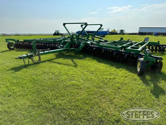 2013 John Deere 2623