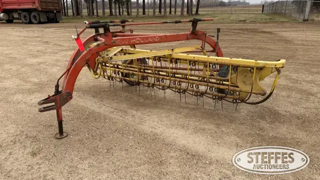 New Holland 256