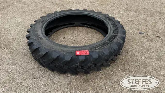 Michelin Spraybib 320/90R42 tire