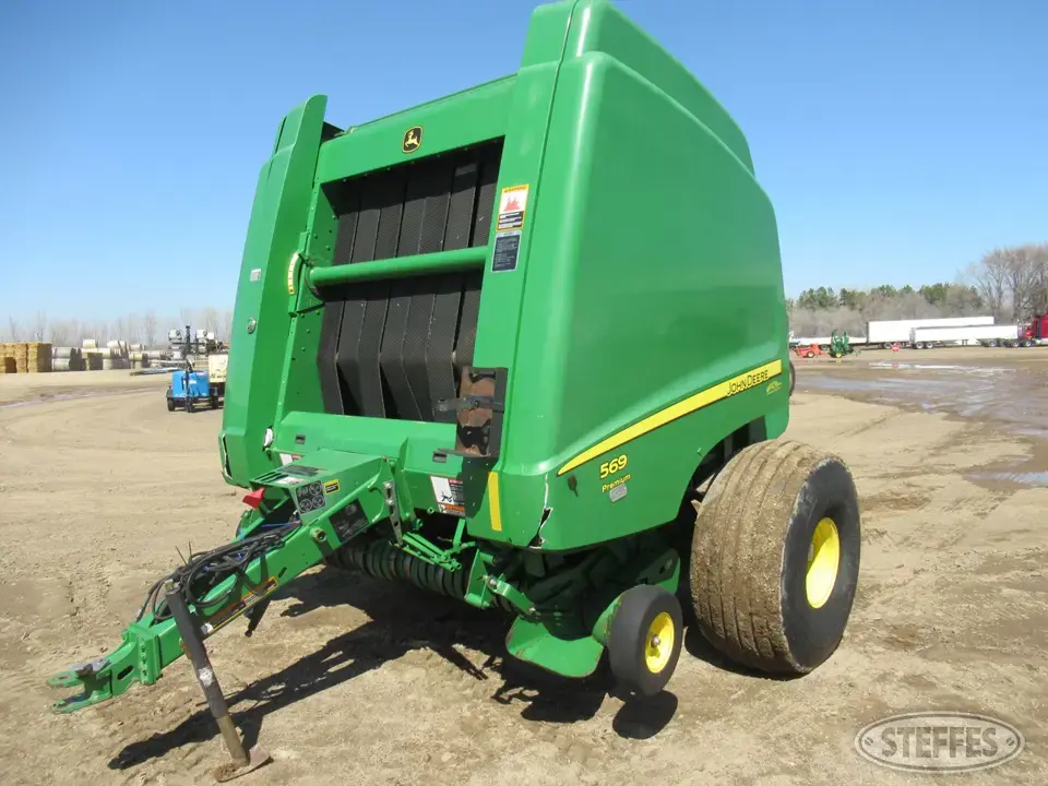 2013 John Deere 569 Premium Round Baler