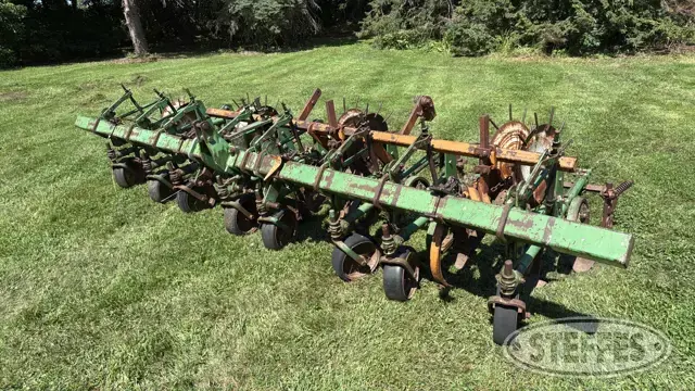 John Deere RG4