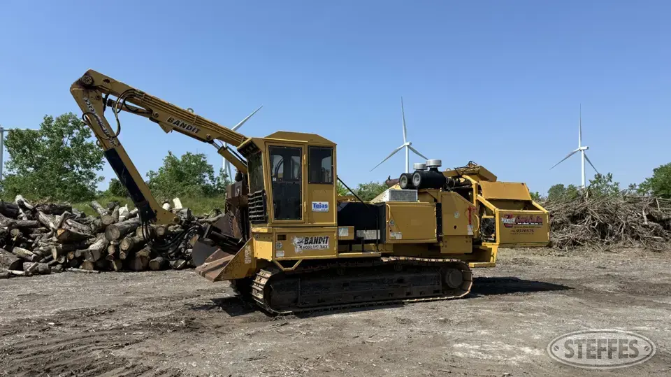 Bandit 3090TK Forestry Chipper