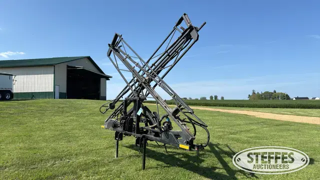 Alliance sprayer boom