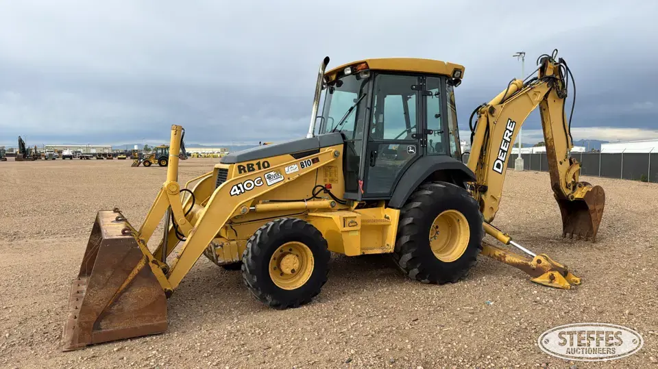 2005 Deere 410G Loader Backhoe