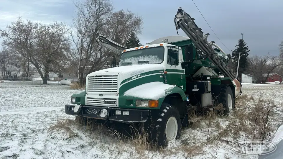 1999 Loral Easy-Rider 3000 Self-Propelled Dry Applicators-Spreaders-Floater