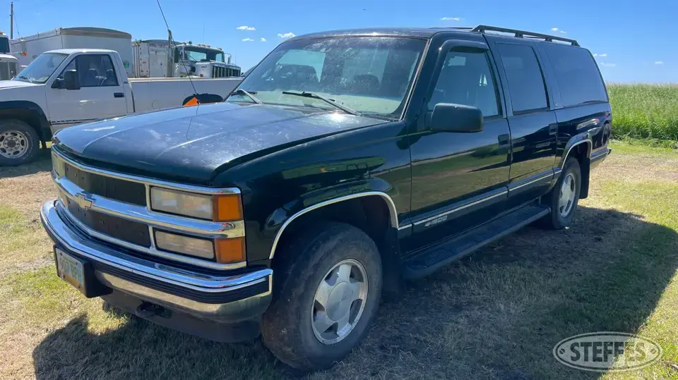 1998 Chevrolet Suburban K1500 SUV