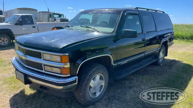 1998 Chevrolet Suburban K1500