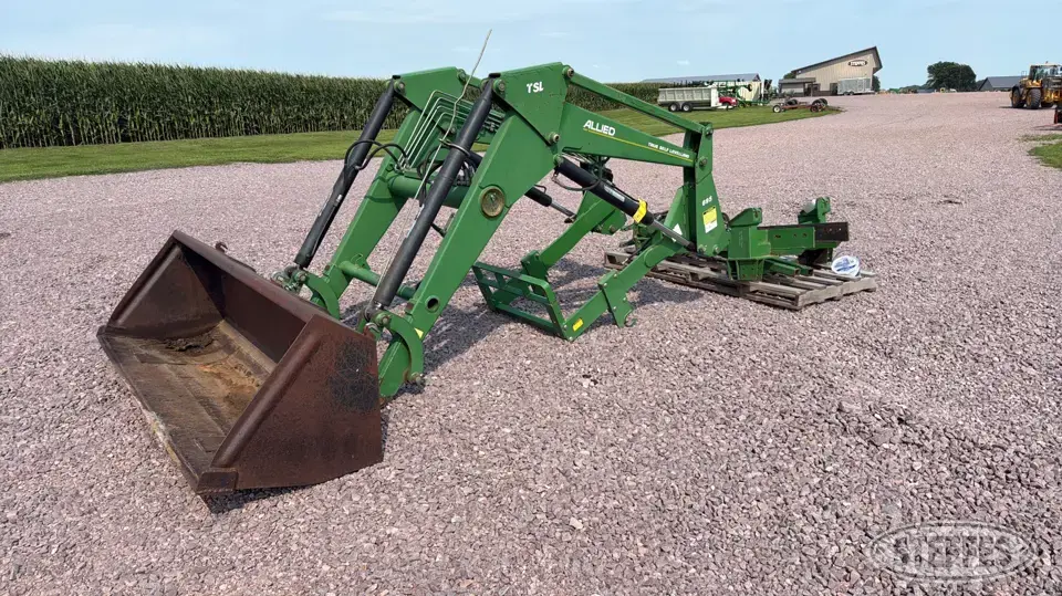 Allied 695 Tractor Loaders and Attachment