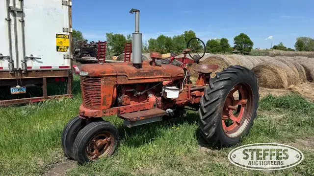 1947 Farmall H