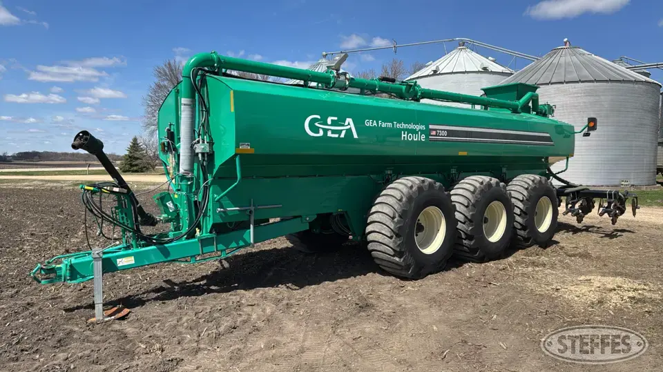 Houle 7300 Manure Application Equipment