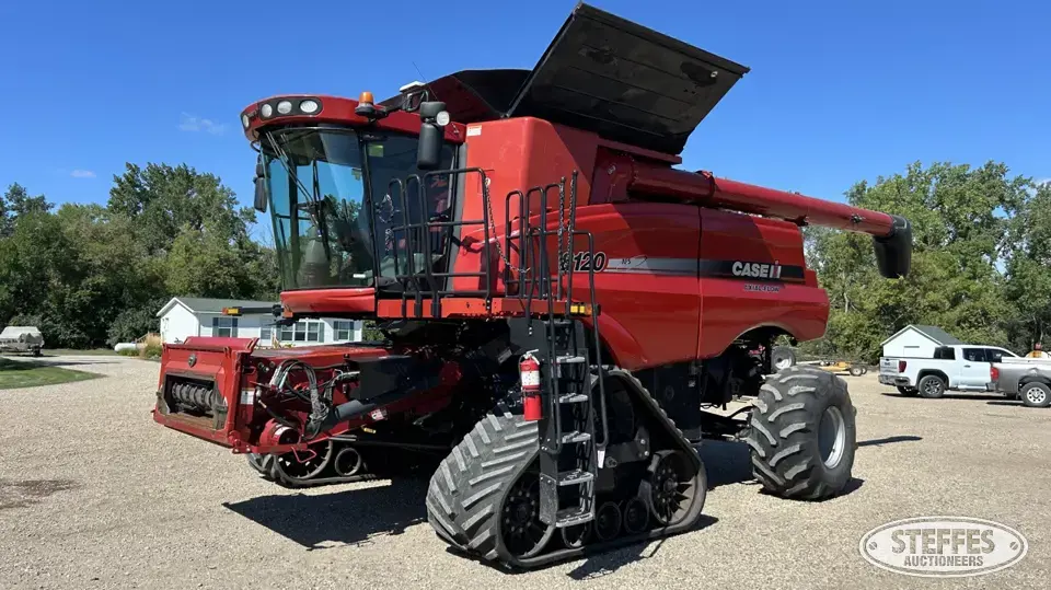 2011 Case IH 8120 Combine
