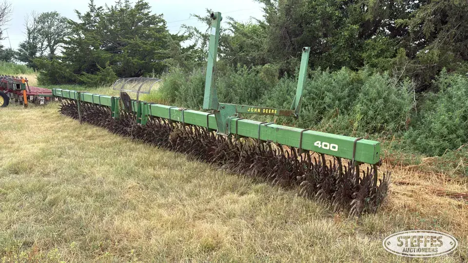 John Deere 400 Rotary Hoe