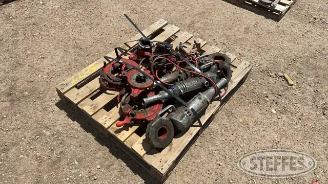 (3) Ridgid 700