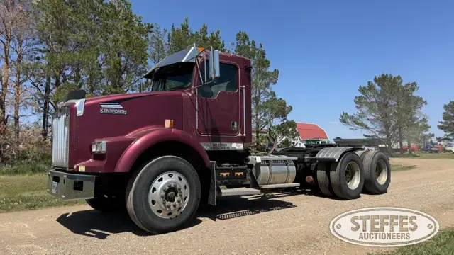 2002 Kenworth T800